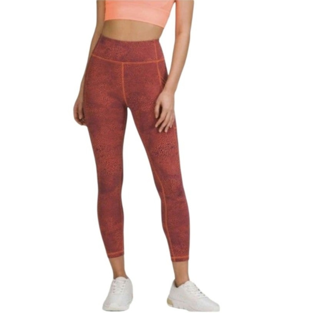 Lululemon Women's Invigorate High-Rise Crop 23" Orange Black Leggings Size 4